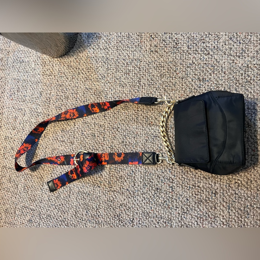 Crossbody bag